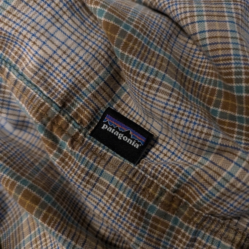 Patagonia Organic Cotton Long Sleeve Button Up Shirt Men's XL Plaid Earth Tones - Picture 6 of 8